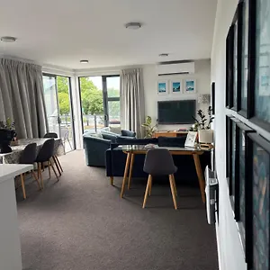 Apartment Bealey Avenue Apartment, 2 Bedroom Apartment,, Christchurch