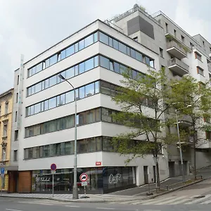 https://ehrlich-hotel.praguehotelsweb.com