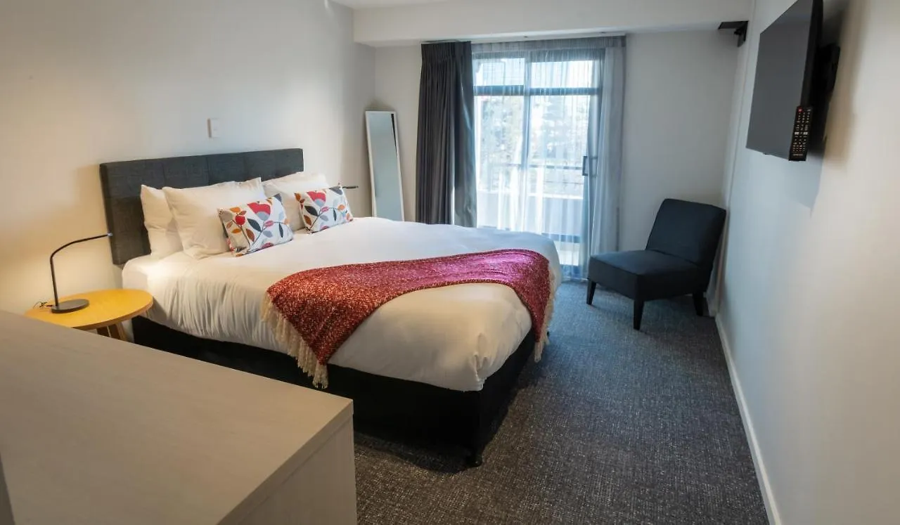 Hotel Give Christchurch 2*,
