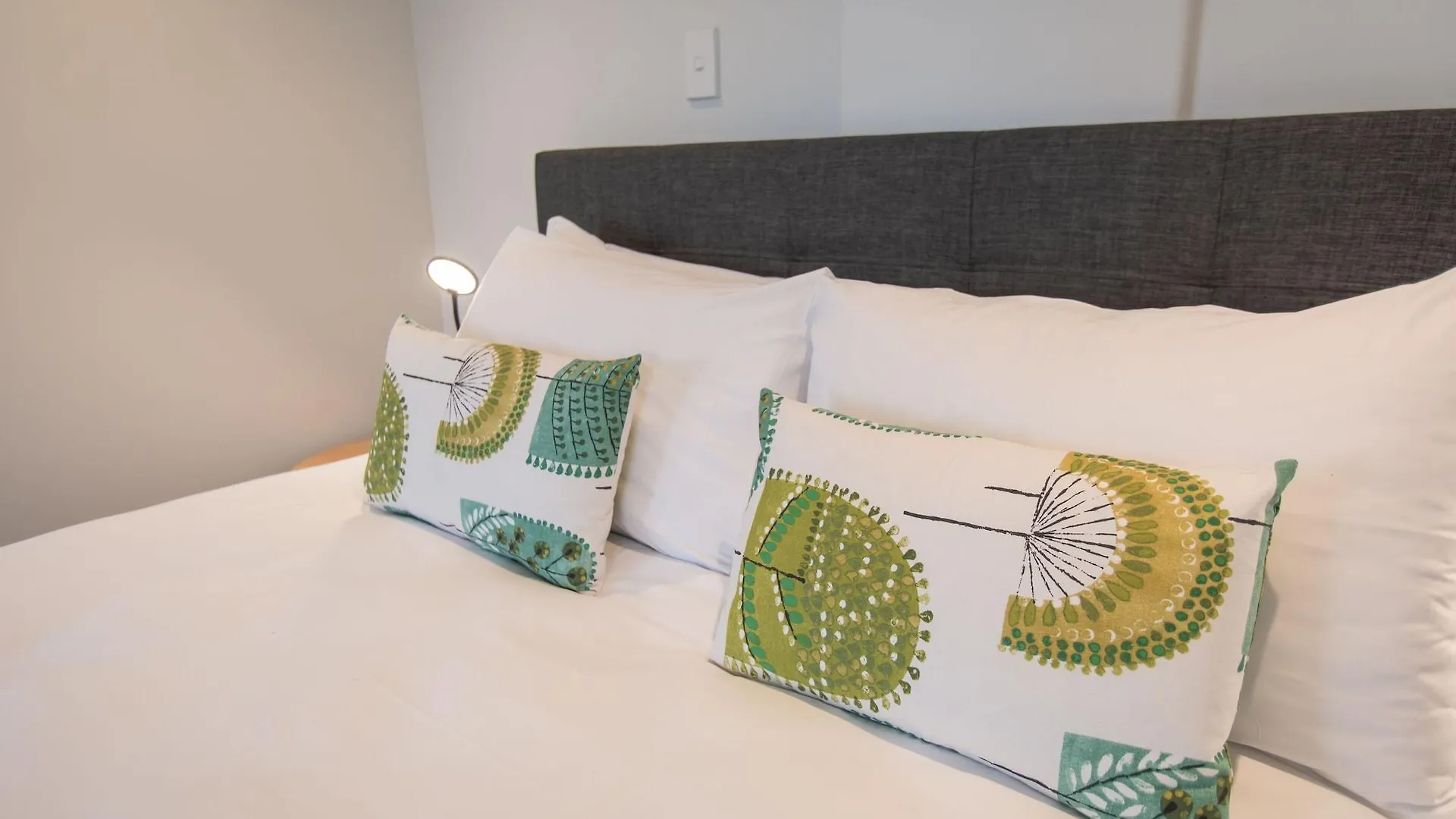 Hotel Give Christchurch