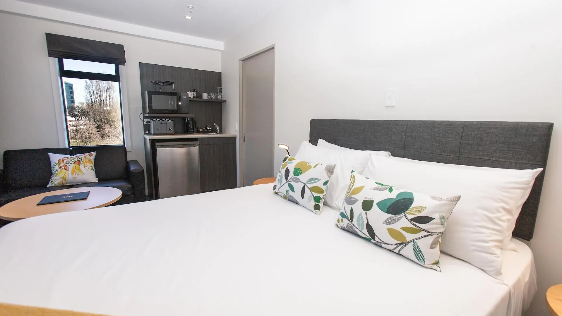 Hotel Give Christchurch