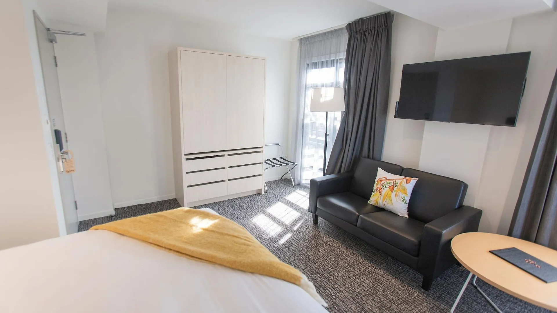Hotel Give Christchurch New Zealand