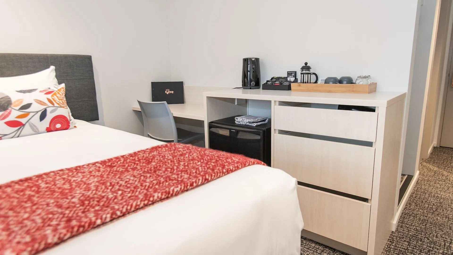 Hotel Give Christchurch 2*,  New Zealand