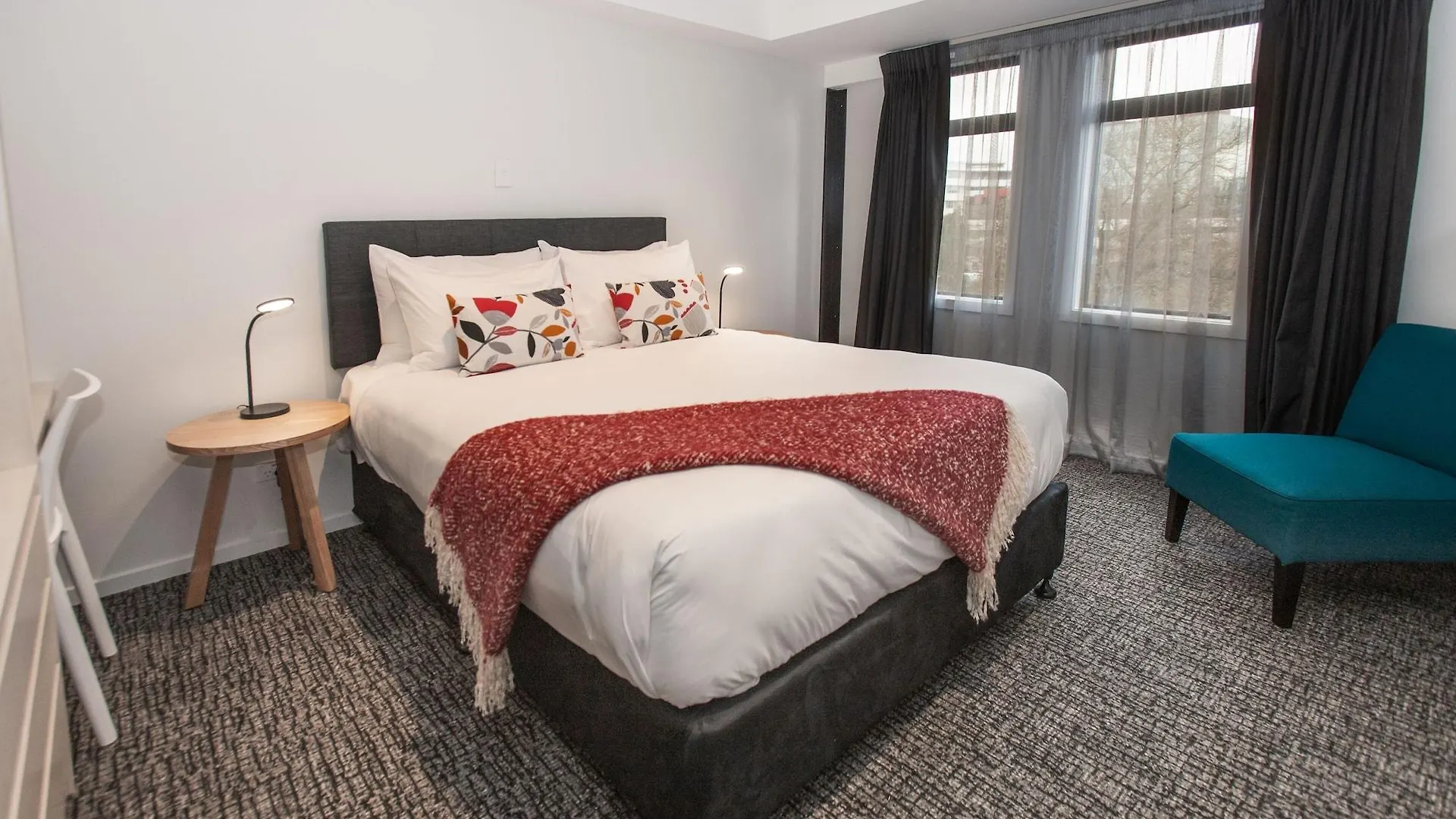 **  Hotel Give Christchurch New Zealand