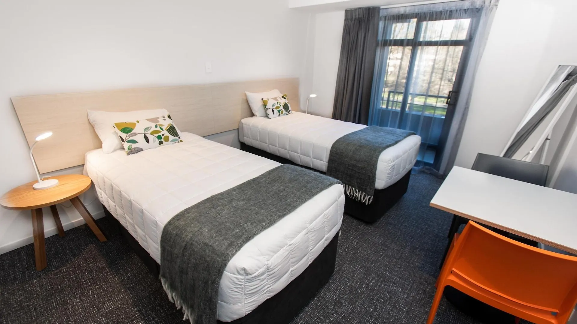 Hotel Give Christchurch